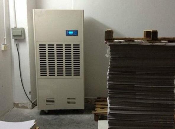 工厂用除湿机这样养护才能发挥更大作用